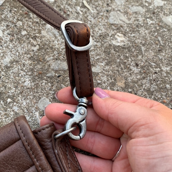 Day & Mood | Brenna Brown Leather Anthropology Crossbody Bag! - Picture 8 of 12